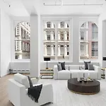 Central Park Apartment With Stunning Nyc Skyline View