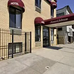 Woodside Motor Inn