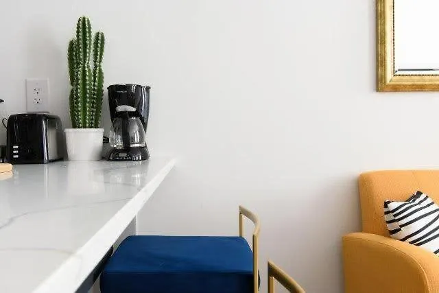 1597-3 Studio Upper East Side Apt W&D In Unit