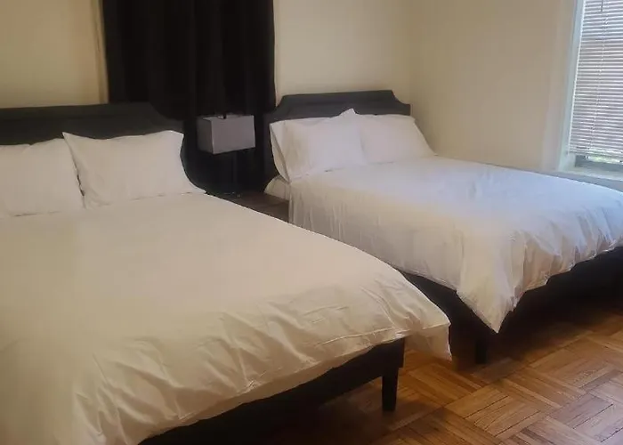 C1 Crown 3 Bedrooms Apartment