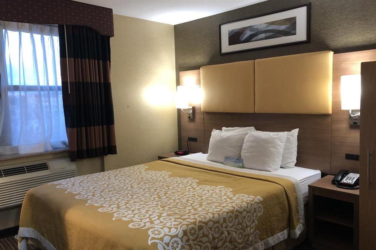 Hotel Days By Wyndham Brooklyn New York City