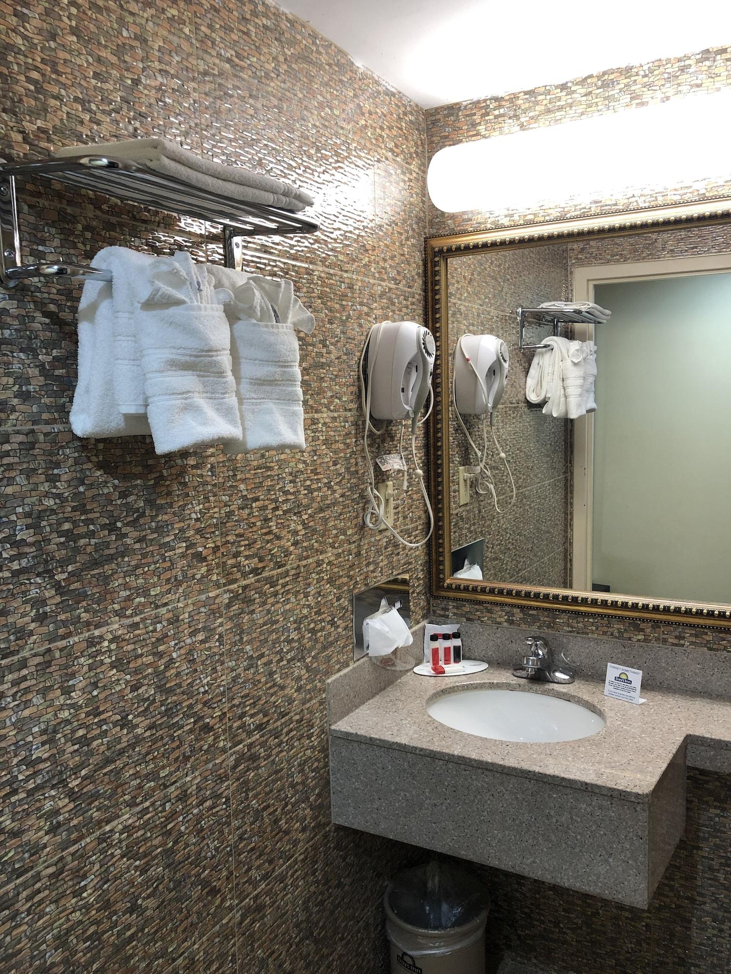 Hotel Days By Wyndham Brooklyn New York City
