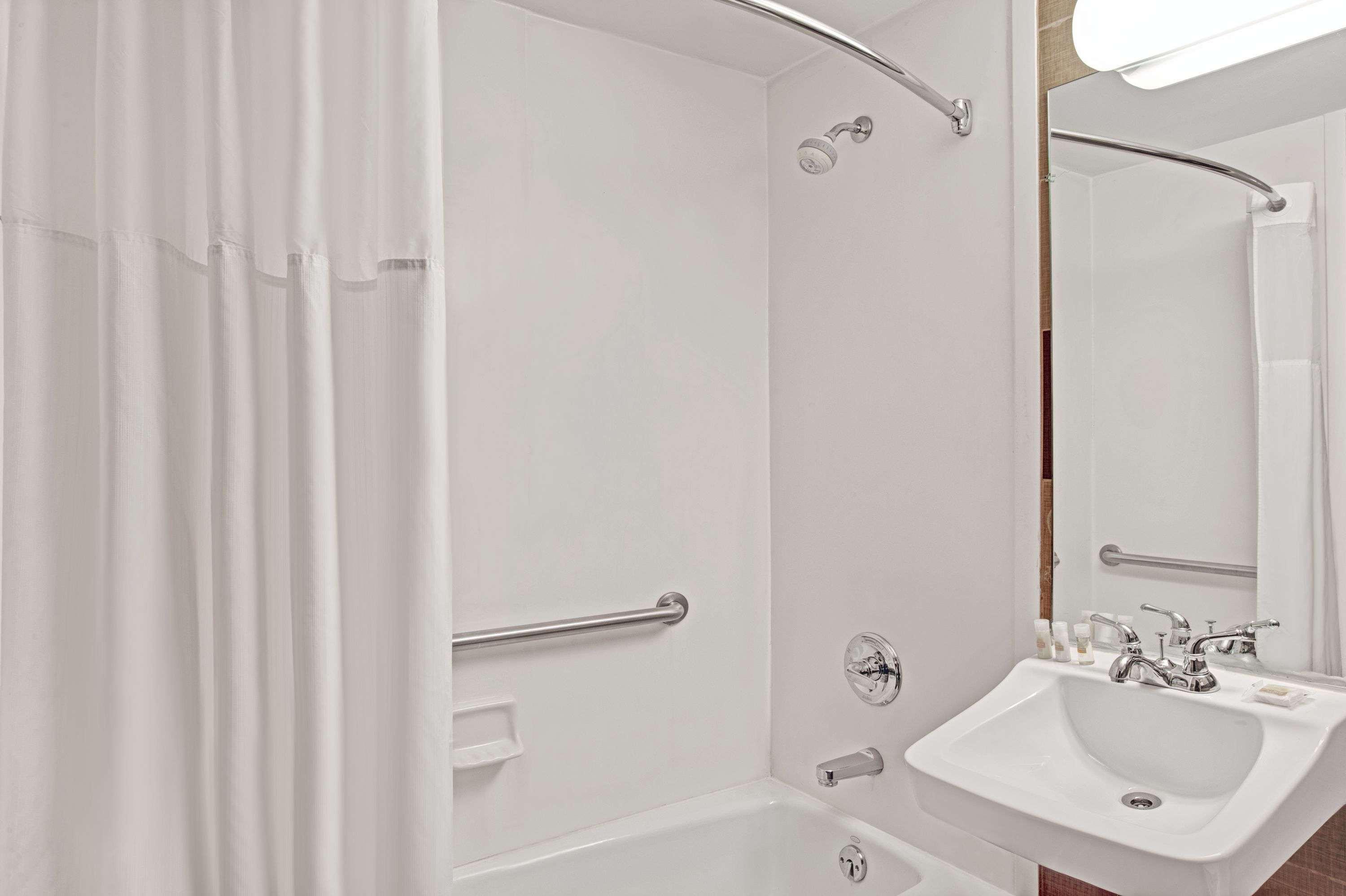 Hotel Days By Wyndham Brooklyn New York City