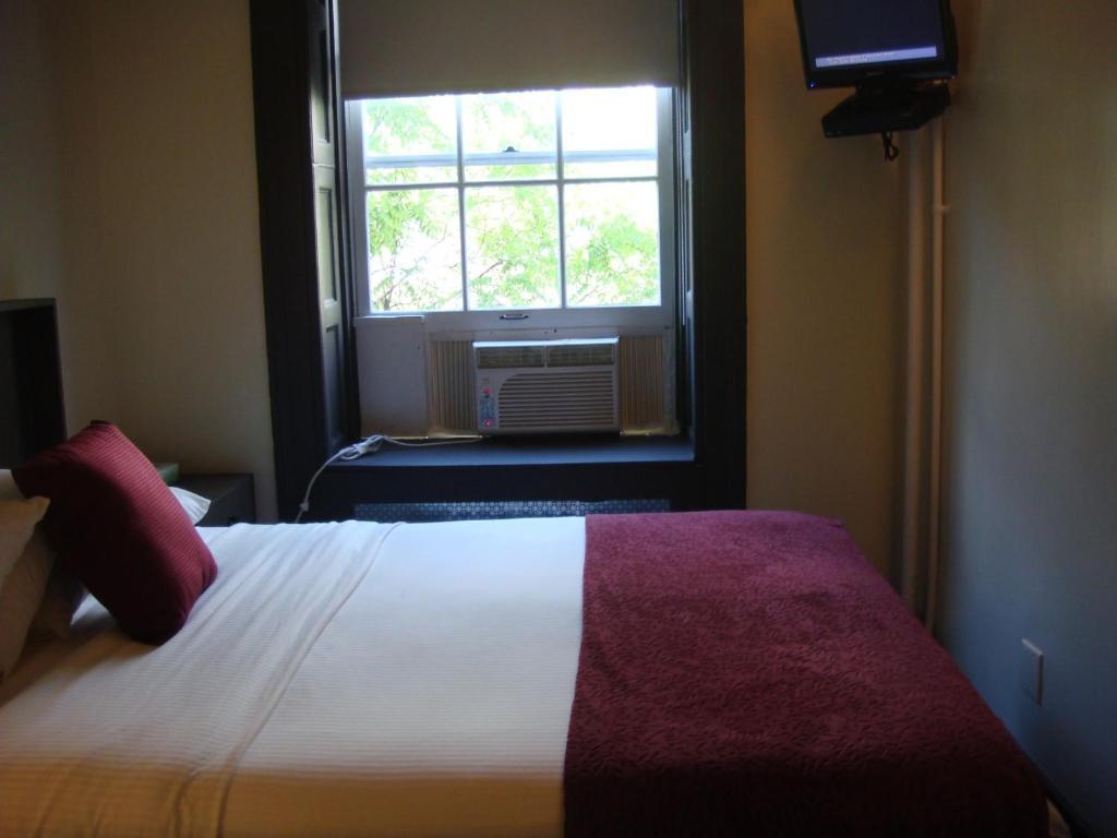Colonial House 3* Nueva York