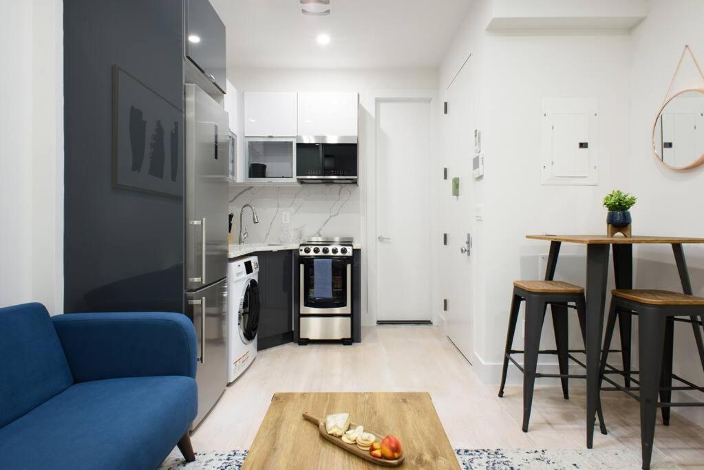 Appartement 78-4b New Quality 1br W&d In Unit Skylights New York