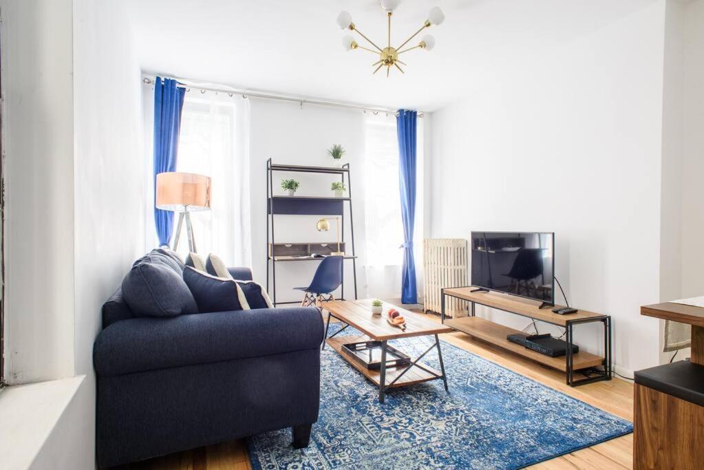 428-3r Spacious Prime Midtown 2br Newly Furnished *
