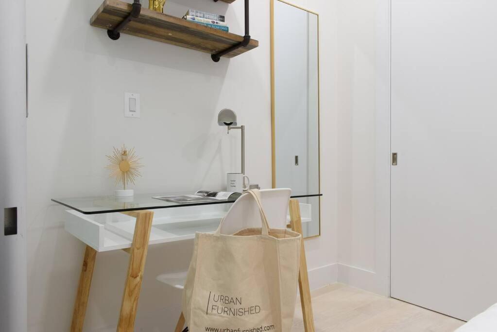 Appartement 78-4b New Quality 1br W&d In Unit Skylights *