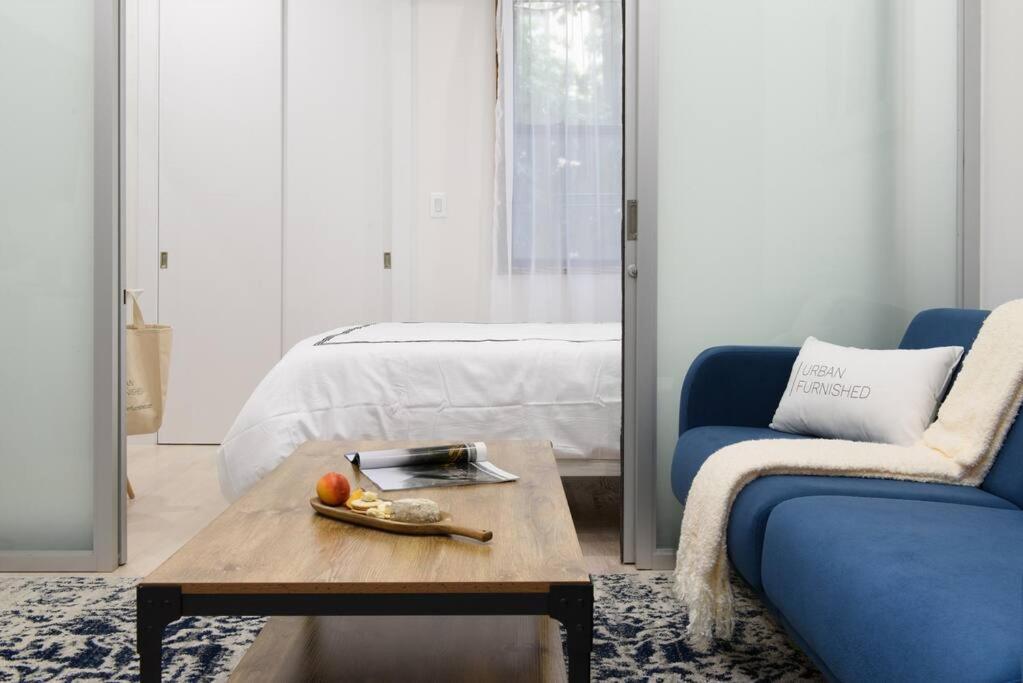 Appartement 78-4b New Quality 1br W&d In Unit Skylights New York