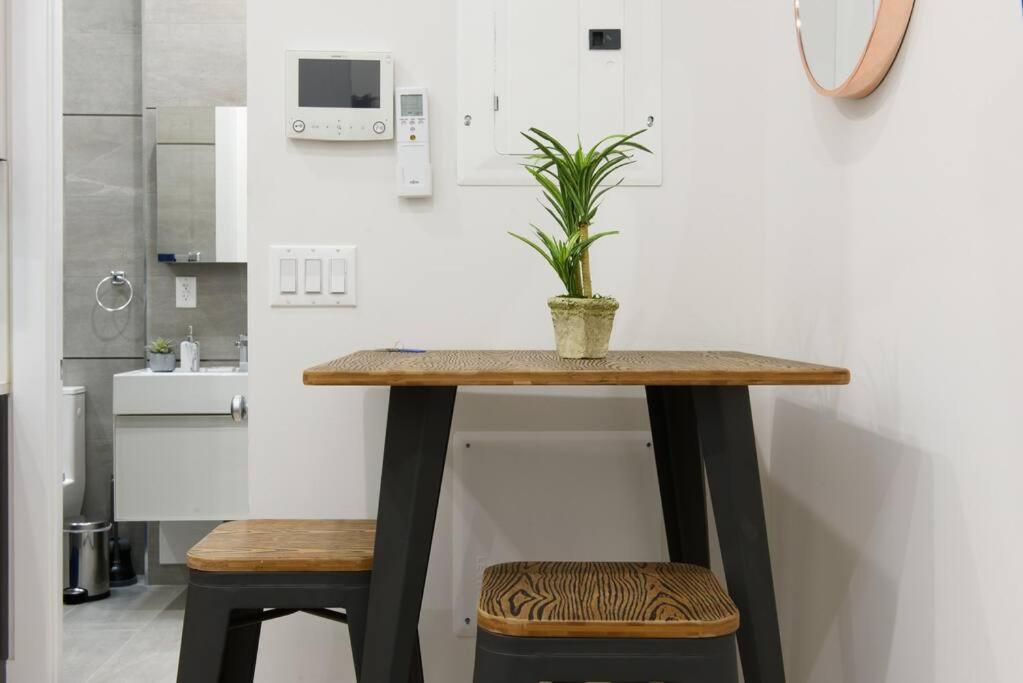 78-4d Quality 1br W&d Skylight By Park Appartement