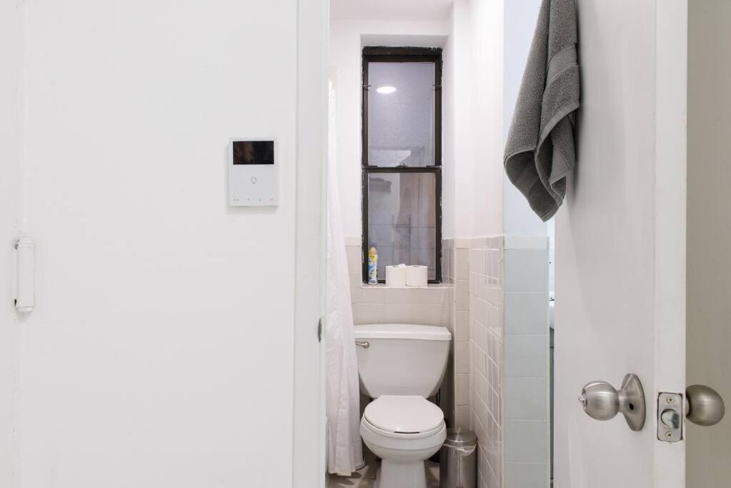 428-3r Spacious Prime Midtown 2br Newly Furnished Appartement New York