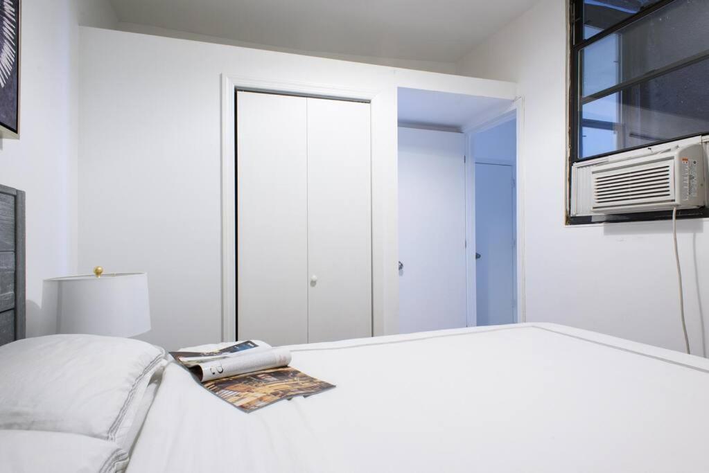 Appartement 428-3r Spacious Prime Midtown 2br Newly Furnished New York