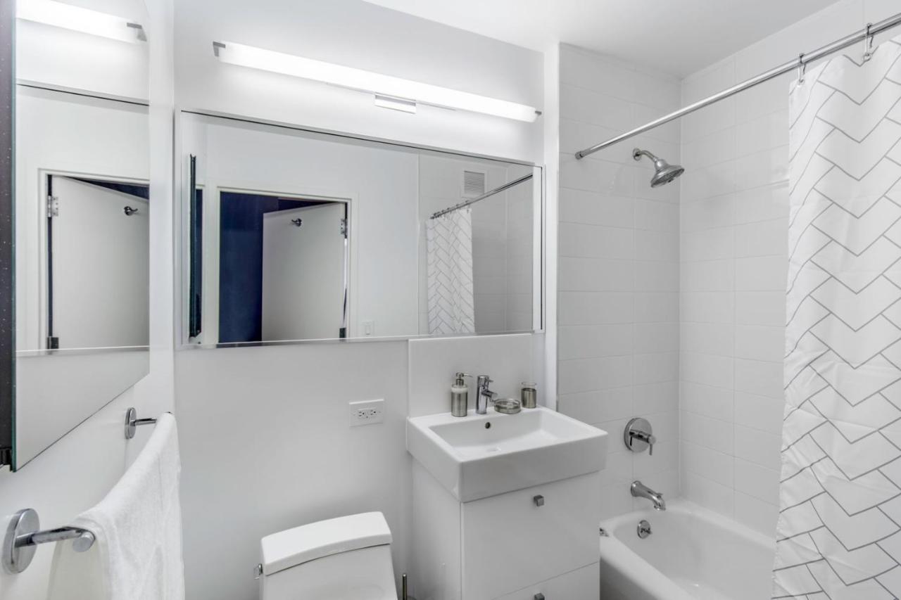 1br Nr Times Sq W Indoor Pool Gym Nyc-102 * New York