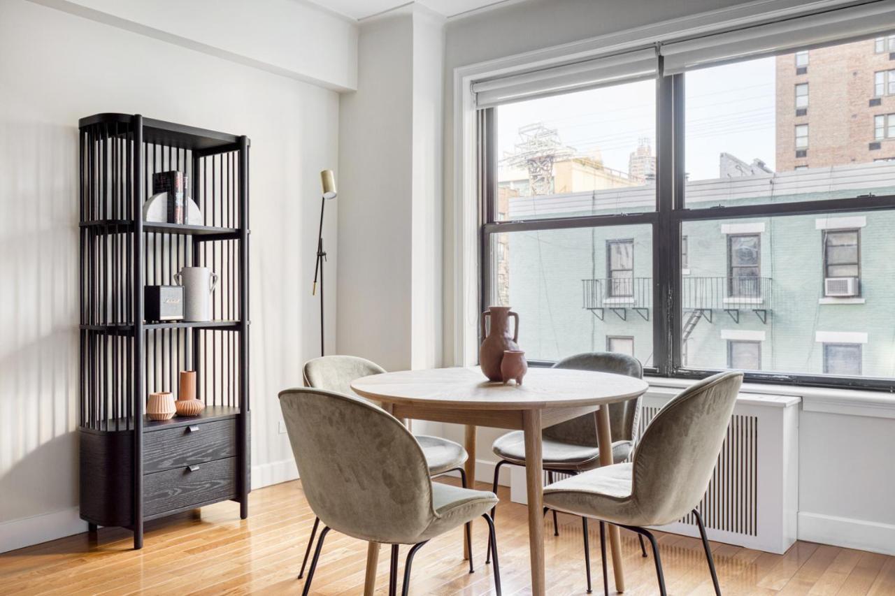 Midtown E 2br W Doorman 2 Blocks To River Nyc-700 New York