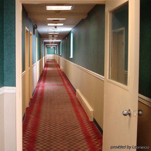 Riviera Motor Brooklyn Hotel New York