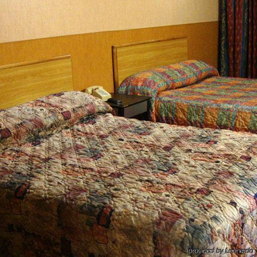 Hotel Riviera Motor Brooklyn New York