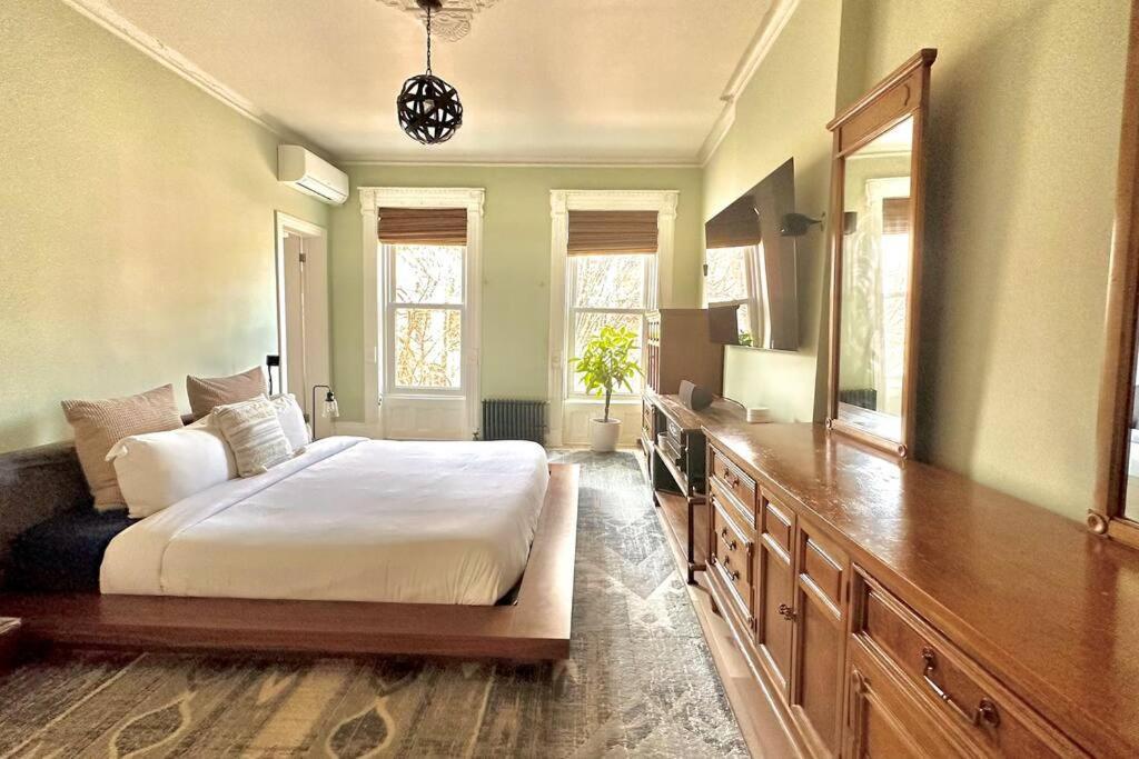 Relaxing & Cozy Spa. In Brooklyn Mins To Mhtn New York