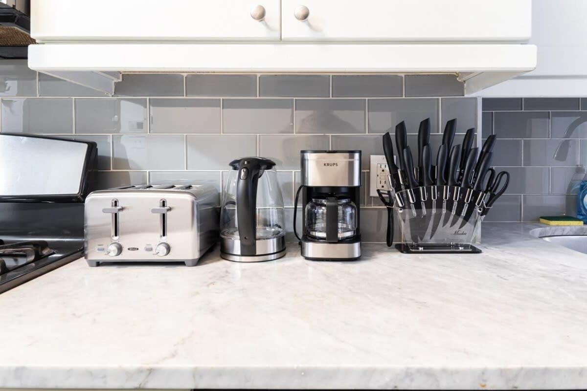 39-2 Renovated 3br Prime Hudson Yards Area * New York