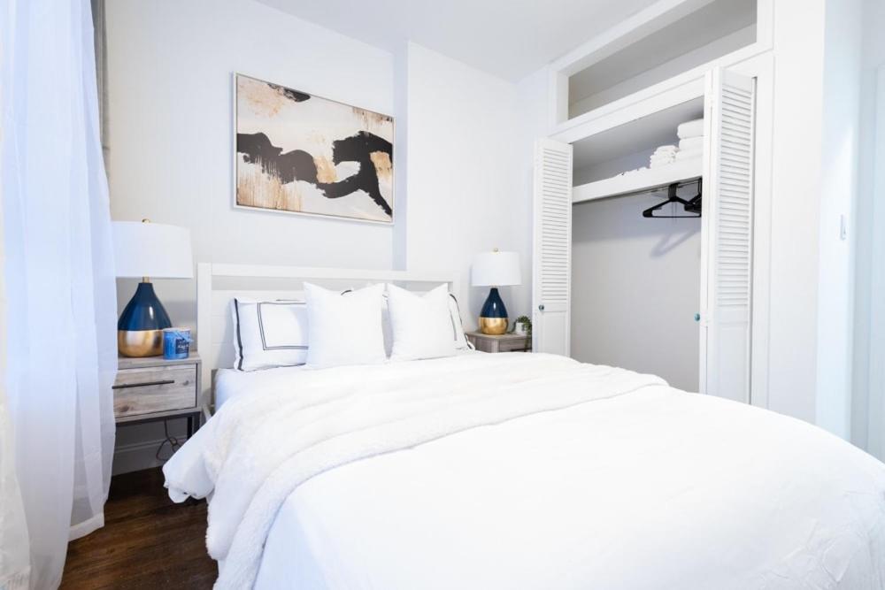 1435-2 3 Bedrooms 2bath W D Ues Appartement *
