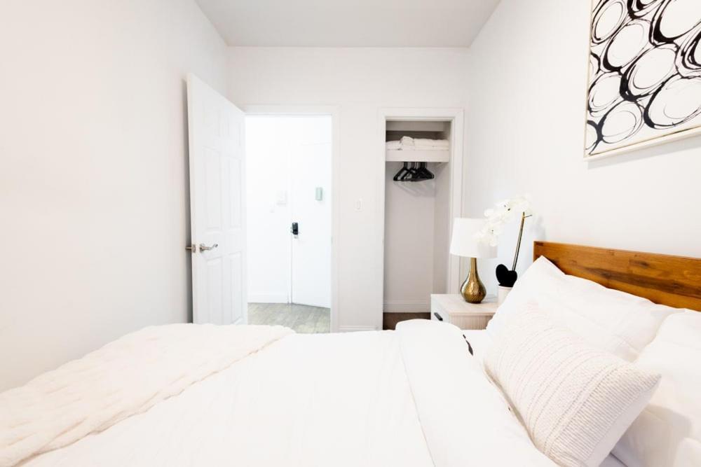 1435-2 3 Bedrooms 2bath W D Ues Appartement *