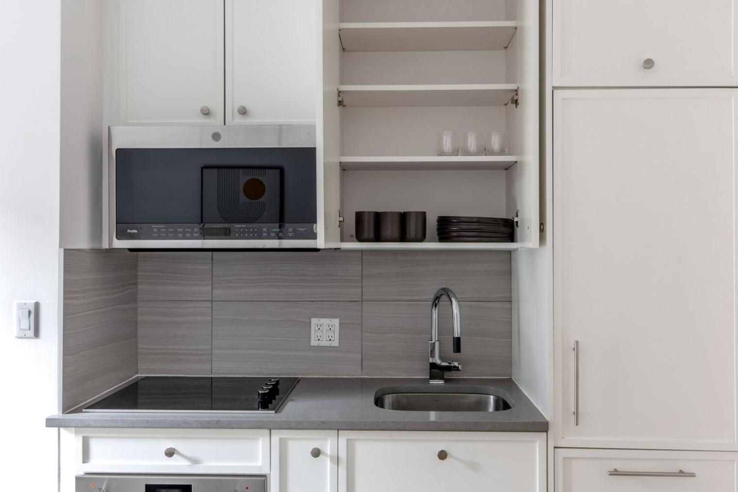West Village 1br W In-unit Wd Nr Park Nyc-1334 *