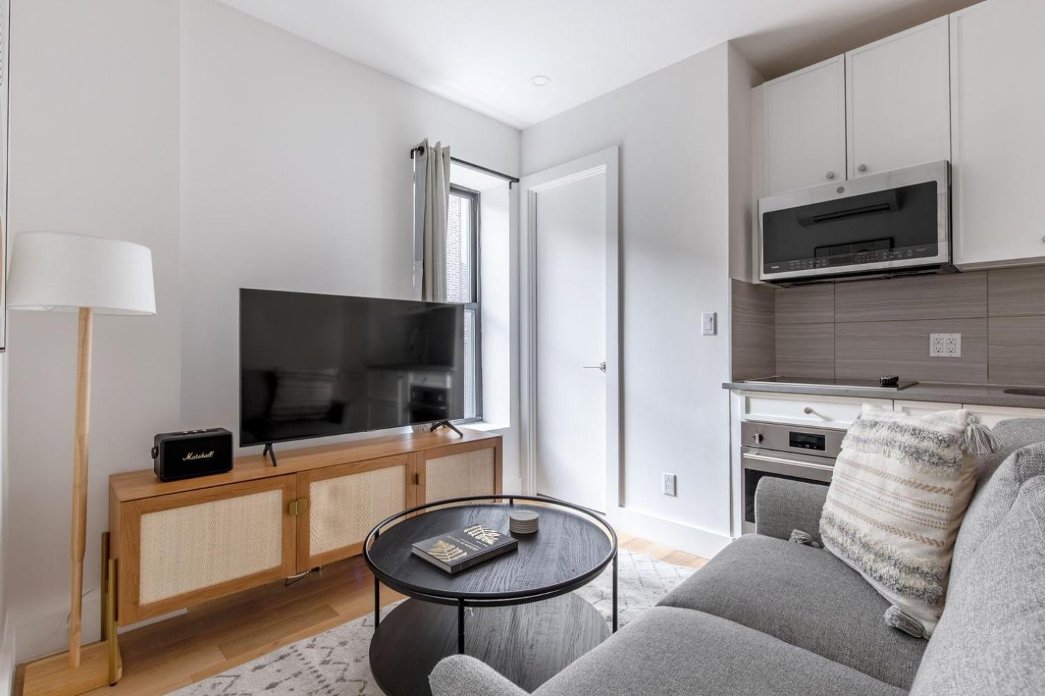 West Village 1br W In-unit Wd Nr Park Nyc-1334 *