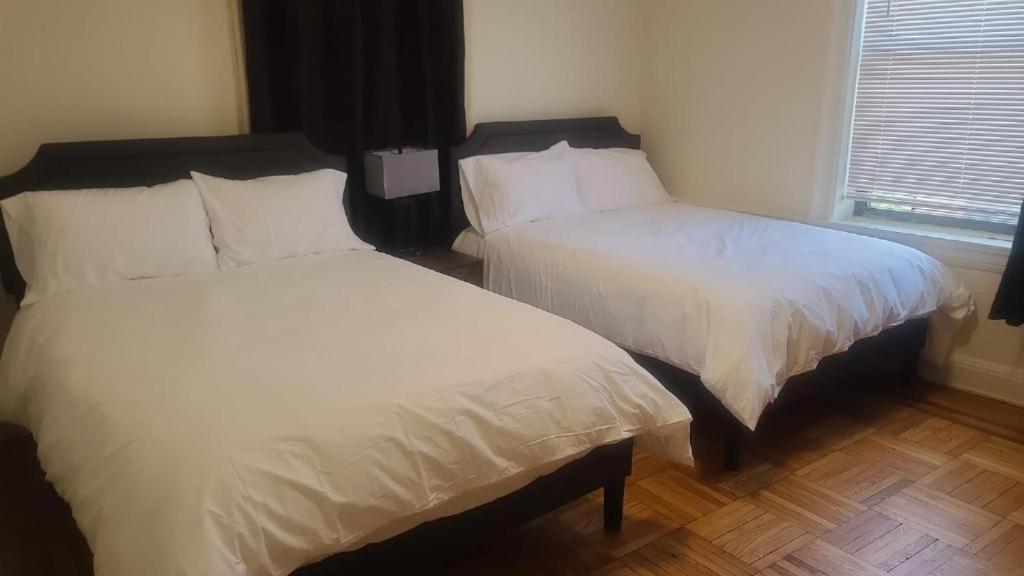 C1 Crown 3 Bedrooms New York