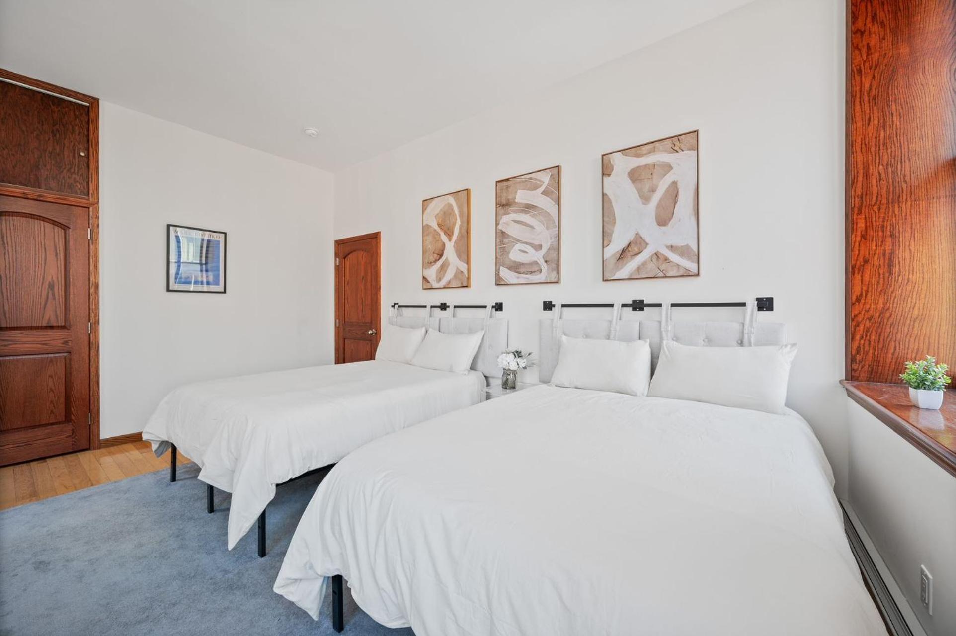 Massive Soho Loft 5bedrooms 2 Baths - 2500 Sqft Hotel *