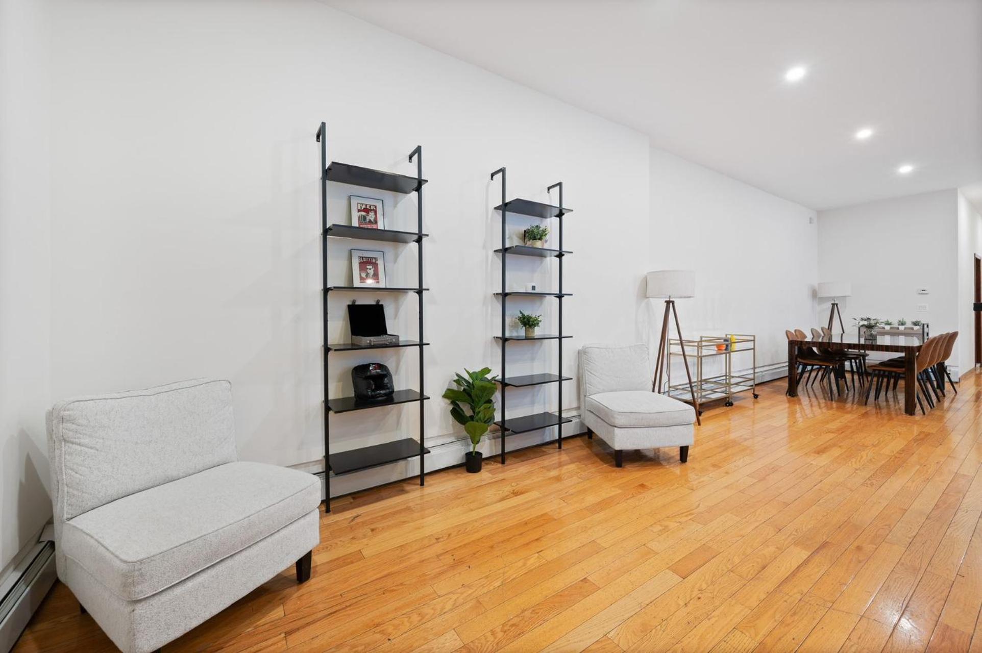 Massive Soho Loft 5bedrooms 2 Baths - 2500 Sqft New York