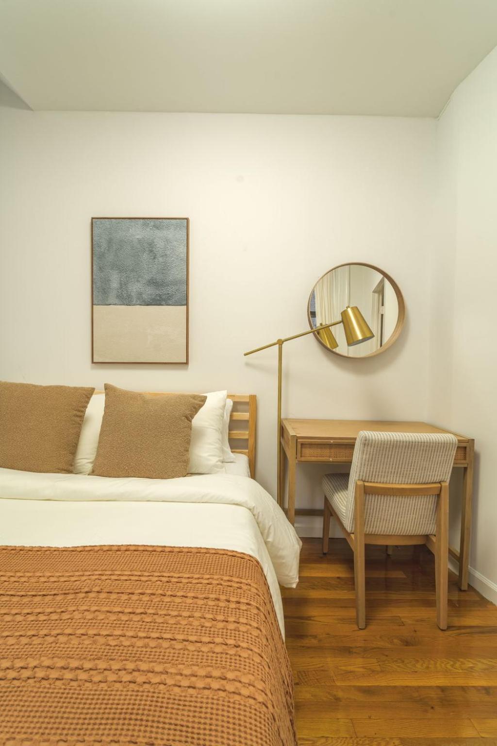 Appartement Chic 3br With 3 Beds And 1 Bath Steps From The Vibrant Stone Street District