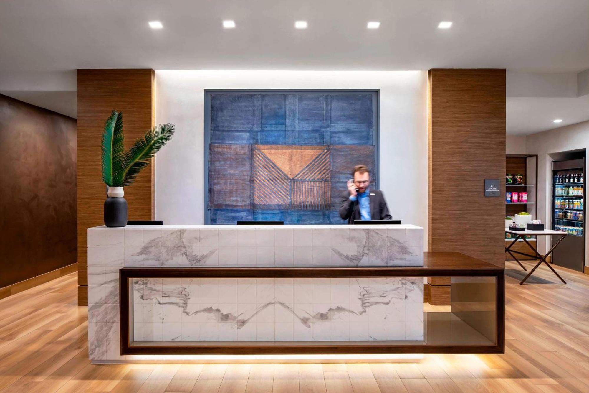 Ac By Marriott Downtown Hotel New York