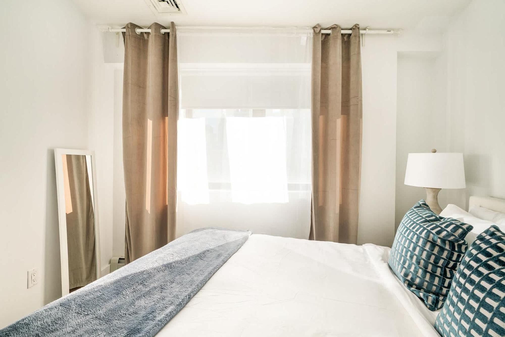 809-5a Gorgeous New 1br Heart Of Midtown Appartement