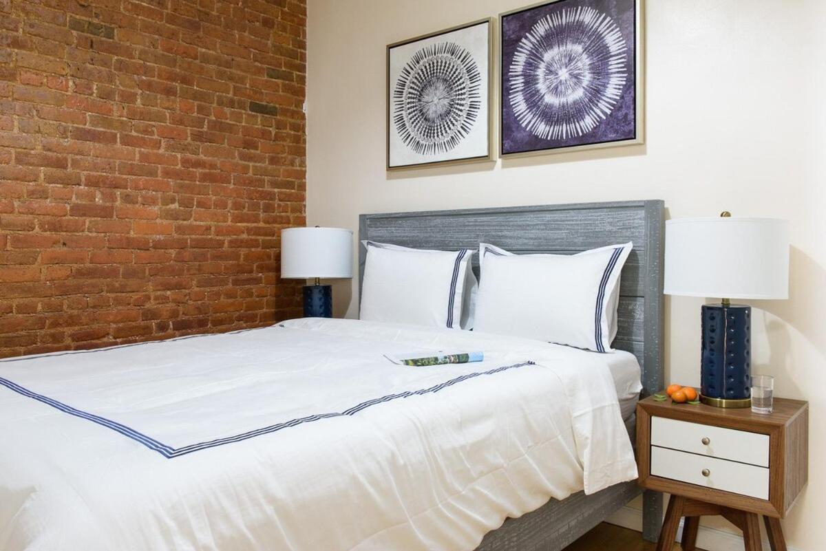 428-4r Prime Midtown Large 2 Bedroom Newly Furnished Appartement New York