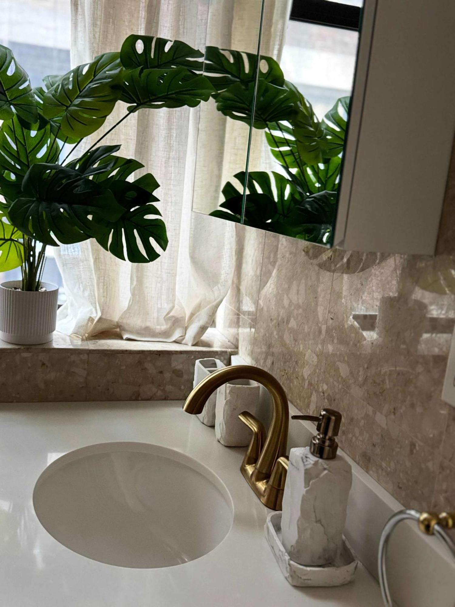 Spacious Brand New Fully Furnished 2-bedroom In Prime Murray Hill Move-in Ready Apartamento