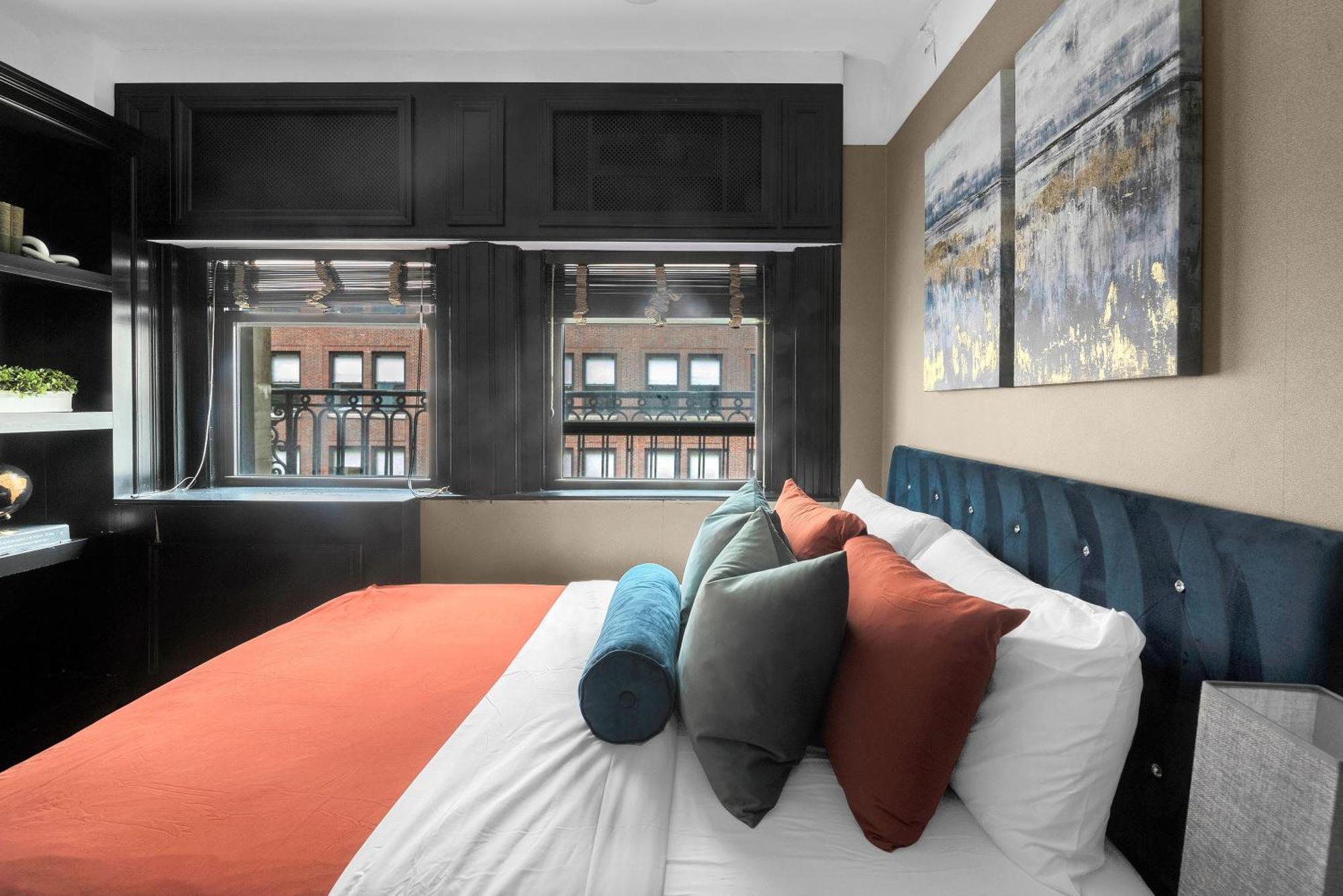 Appartement Nyc In The Location! Walking Distance To Everything! *