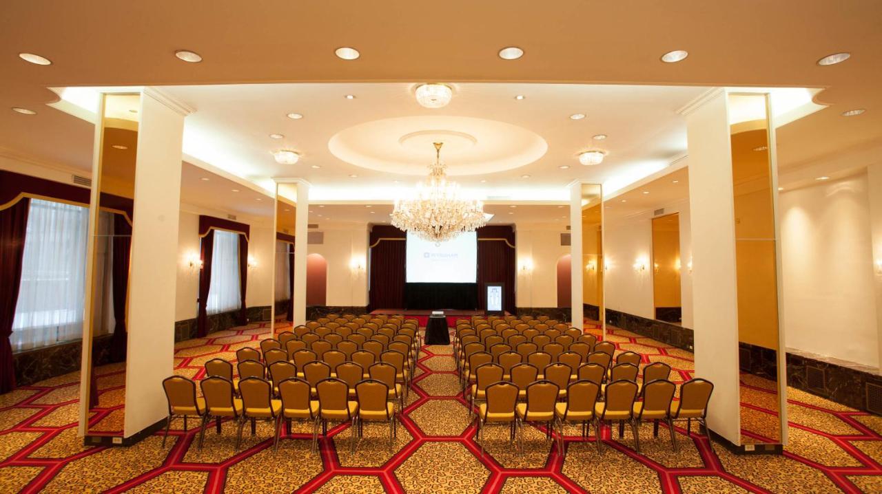 The New Yorker Hotel By Lotte Hotels Hotel New York