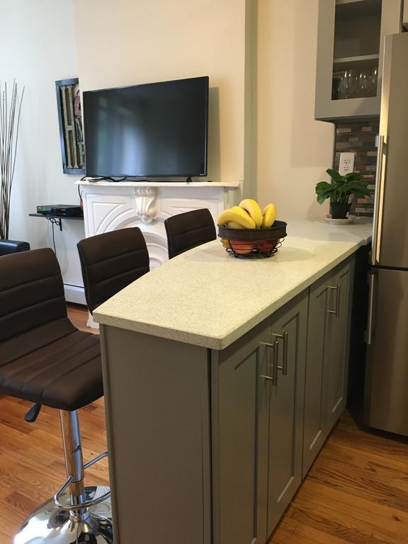 Modern Living Ii * Nova York