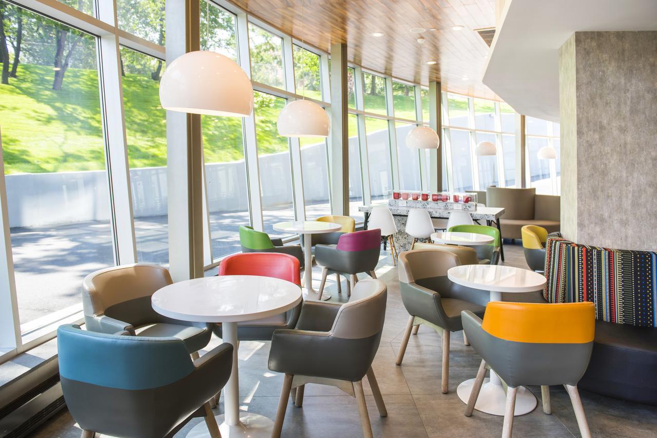 Ibis Styles New York Laguardia Airport Hotel 2*