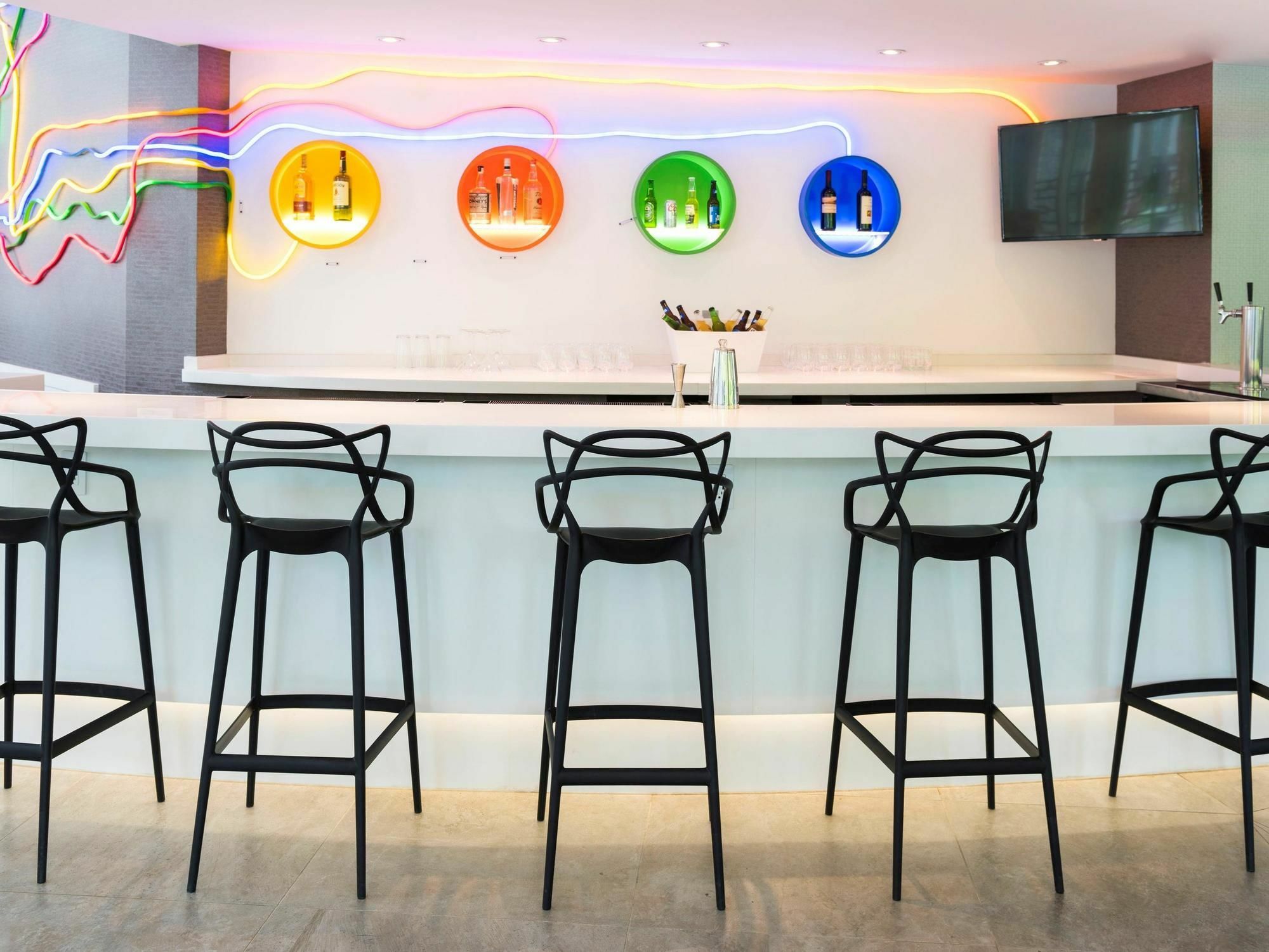 Ibis Styles New York Laguardia Airport Hotel