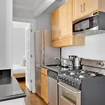 E Village 1Br W In-Unit Wd Nr Park Nyc-722
