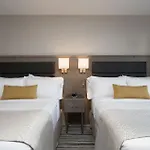 Wyndham Garden LaGuardia South