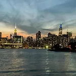 Alonk Penthouse - Serene Stay With Manhattan Views