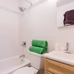 Beautiful 1 Bedroom Apartment