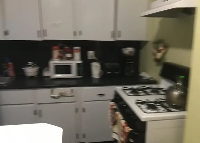 Guest house 5 min. from JFK
