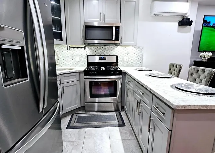 Cozy Apt Near Barclay Center