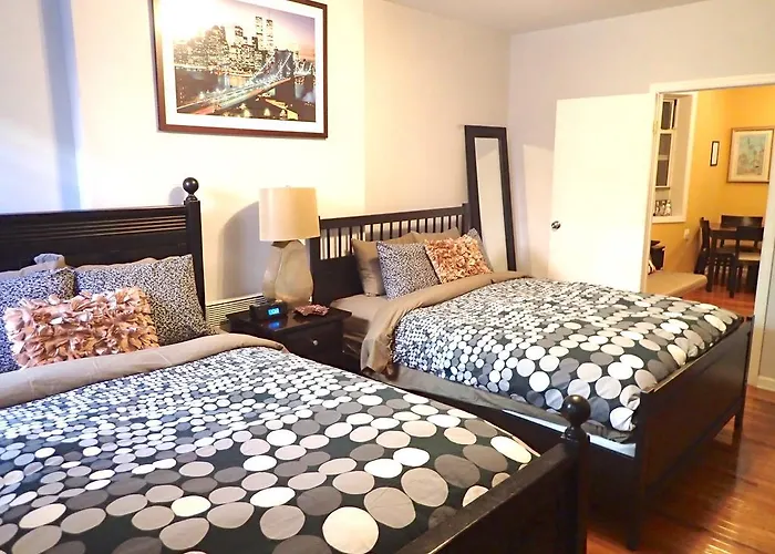 Large 1 Bedroom Chinatown