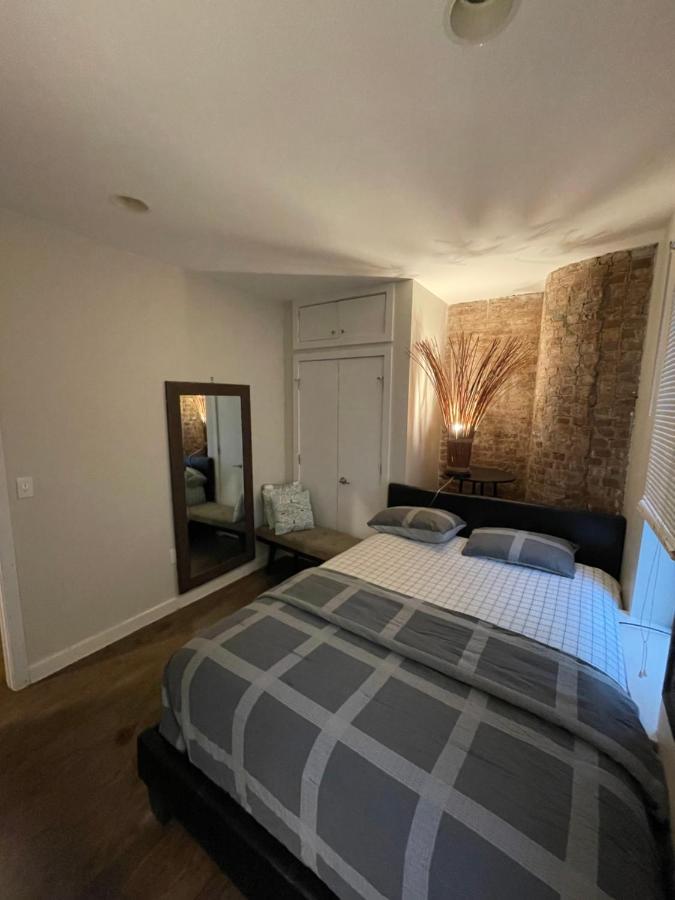 Hospedagem domiciliar Beautiful In Newly Renovated Apt