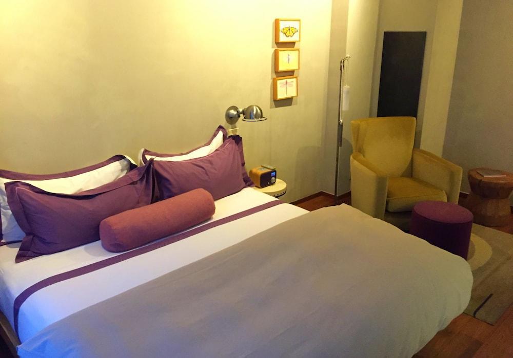 Sonder L Chambers 4*