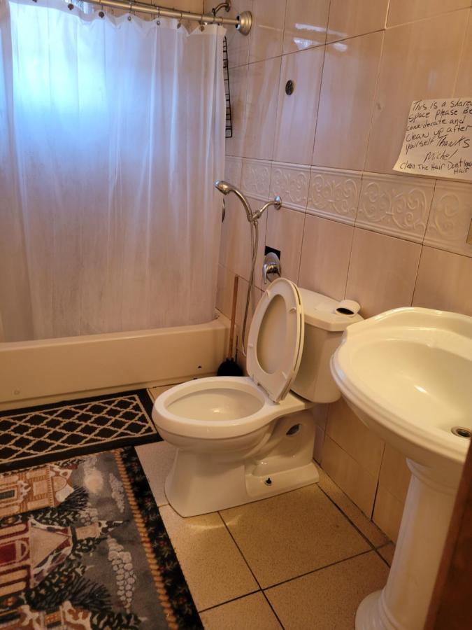Bklyn Cozy Spot Bed and breakfast