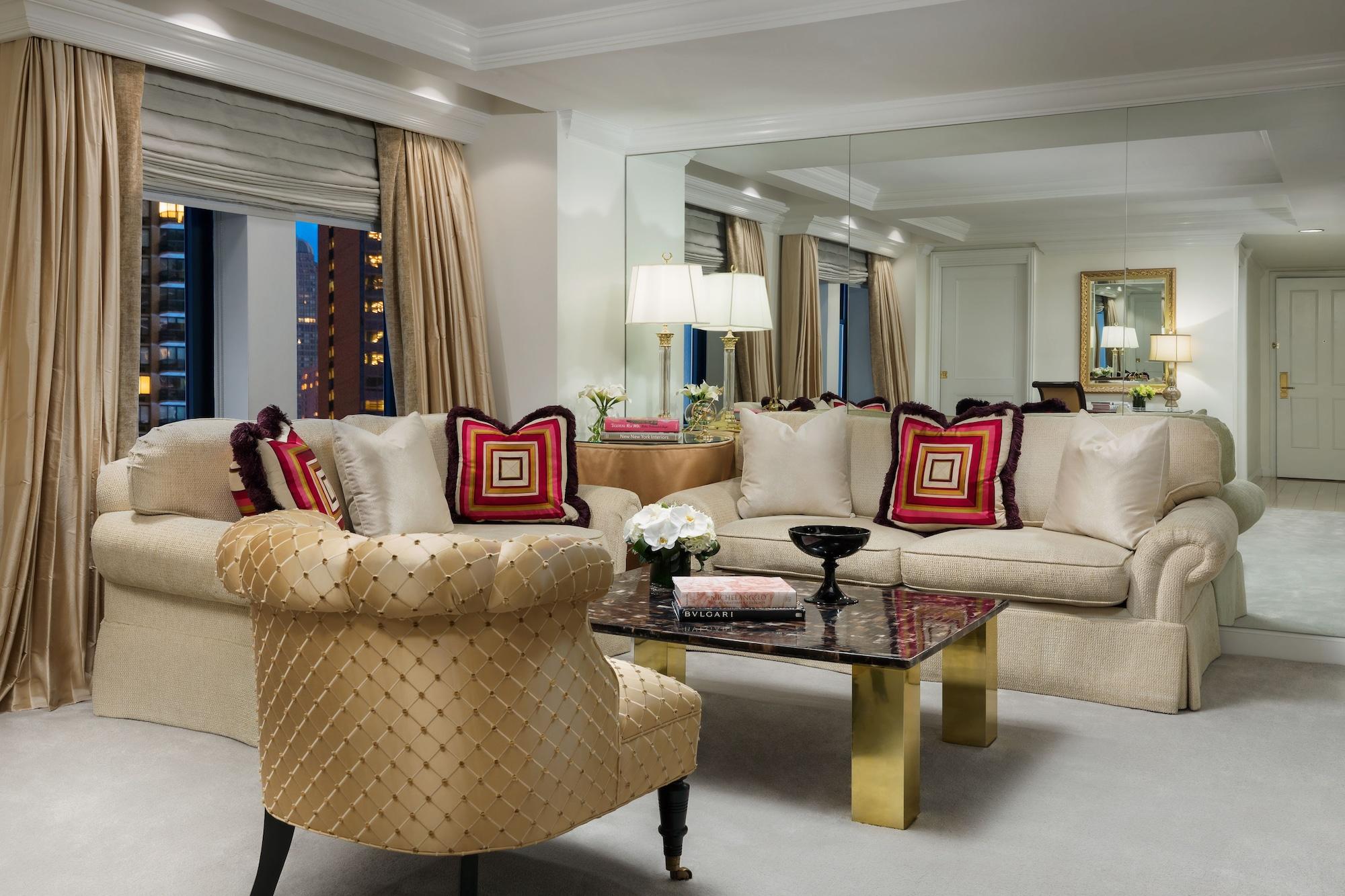 Michelangelo Hotel 4*
