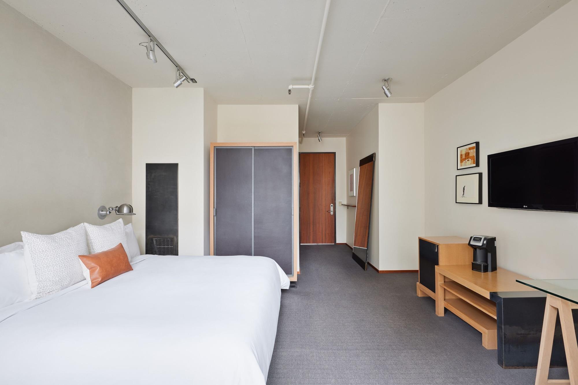 Sonder L Chambers 4*